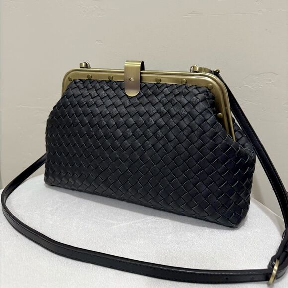 Black Premium Woven Cowhide Retro Metal Frame & Push Lock Handbag, Crossbody - Picture 8 of 16